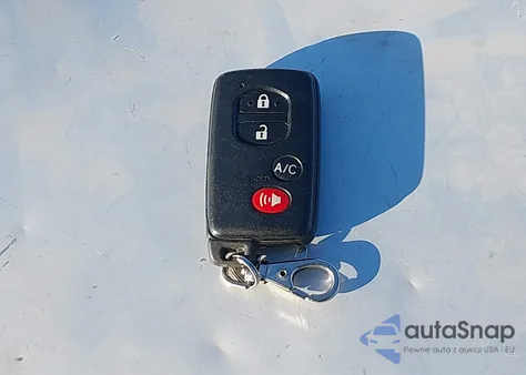 2010 Toyota Prius Iv z USA, uszkodzony, nr VIN JTDKN3DUXA0050110